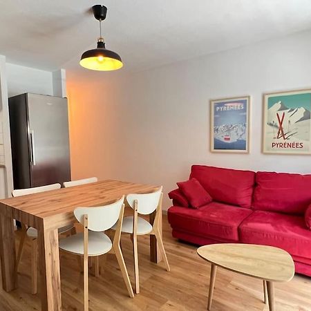 T3 Centre Ville Avec Parking, Balcon Et Wifi. 5P. Cauterets Bagian luar foto